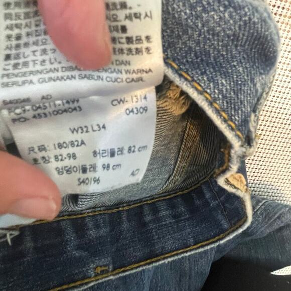 Levis 32x34 Destroyed Denim Jeans Mens Thrashed Destructed Tattered - Picture 8 of 11